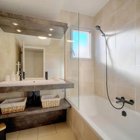 Magnifique Et Lumineux 3 Pieces A2b238 Apartment Cannes